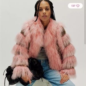 RARE Charlotte Simone Pink “Floyd” Gem